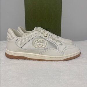 Gucci Cream White Leather Low-Top Sneakers with Gum Sole